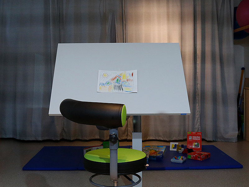 Ergotherapie Fallahi Kindertisch 1 Möglichkeiten zur Therapie von Kindern und Jugendlichen in der Ergotherapie Fallahi in Gifhorn